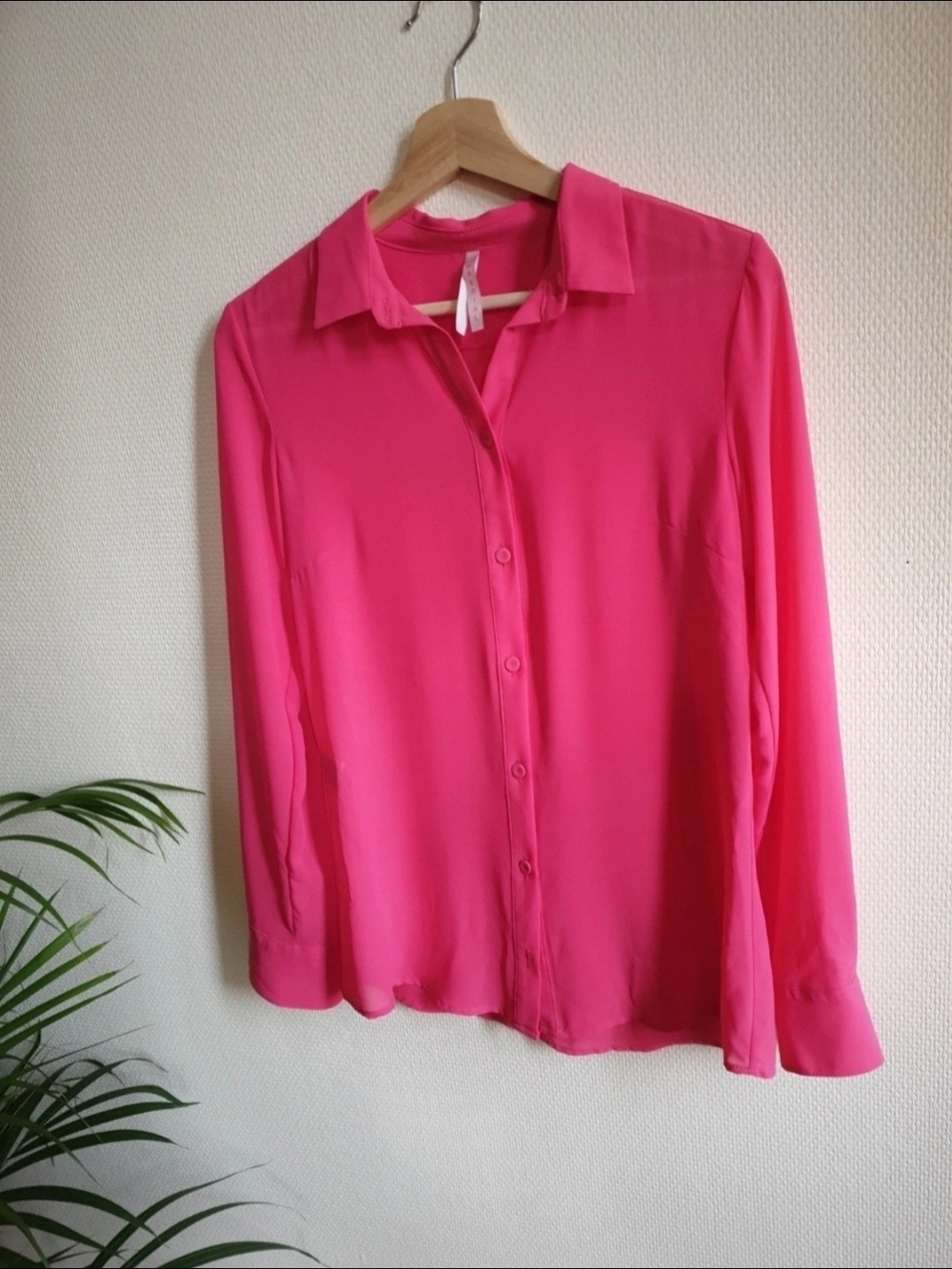 Imperial - Bright Pink/ Fuchsia Italian Button-Up Shirt - S